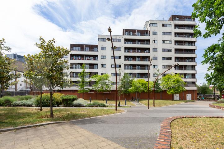 2-bedroom, 2-bathroom apartment in a contemporary new-build on Caledonian Road Caledonian Road, Caledonian Road